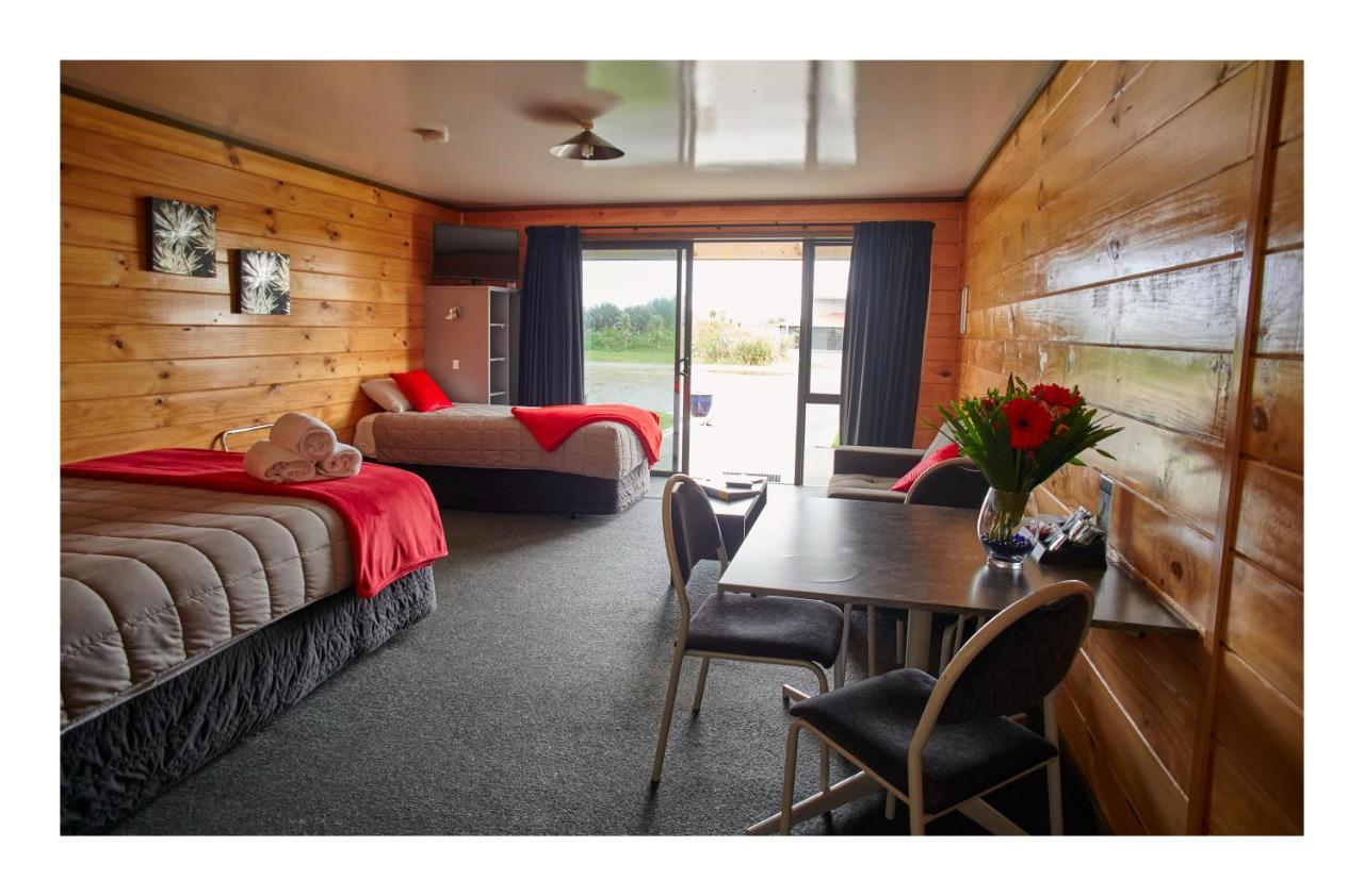 Greymouth Seaside Top 10 Holiday Park Exterior foto
